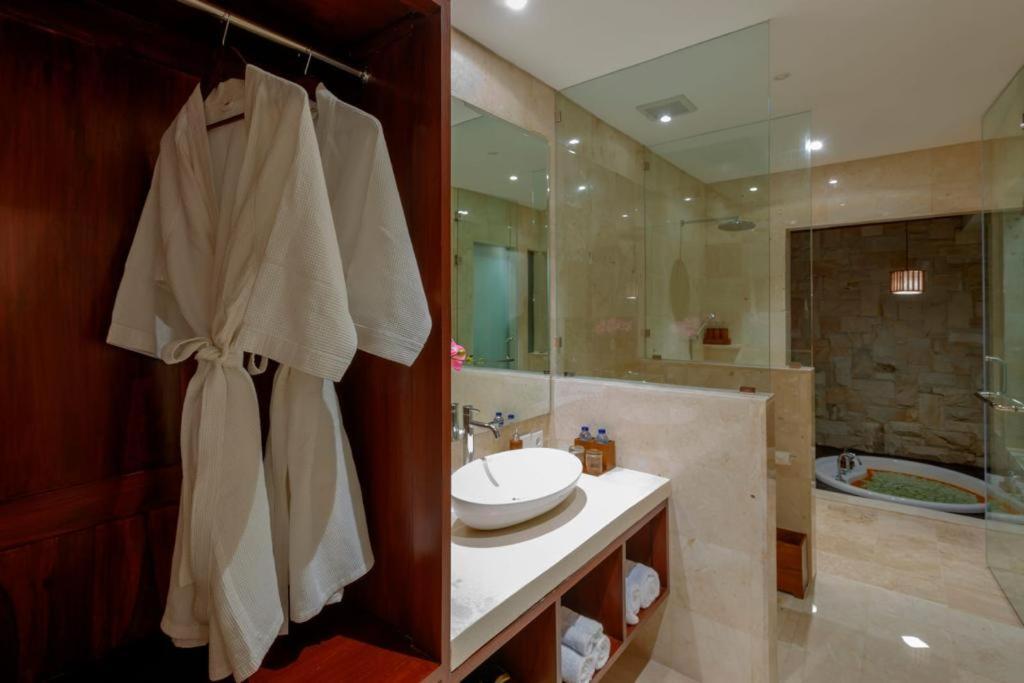 Sanata Luxury Villa Canggu Exteriér fotografie
